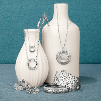 Contempo Open Ring Petite Necklace