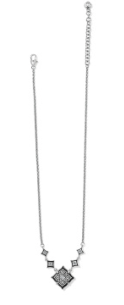 Alcazar Mystique Short Necklace