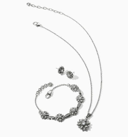 Cora Necklace
