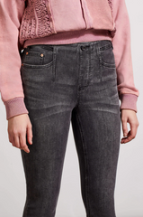Audrey Icon Pull-On Ankle Skinny Jeans (Stone Black)