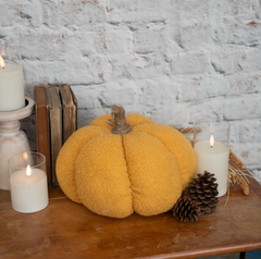 8" Boucle Pumpkin
