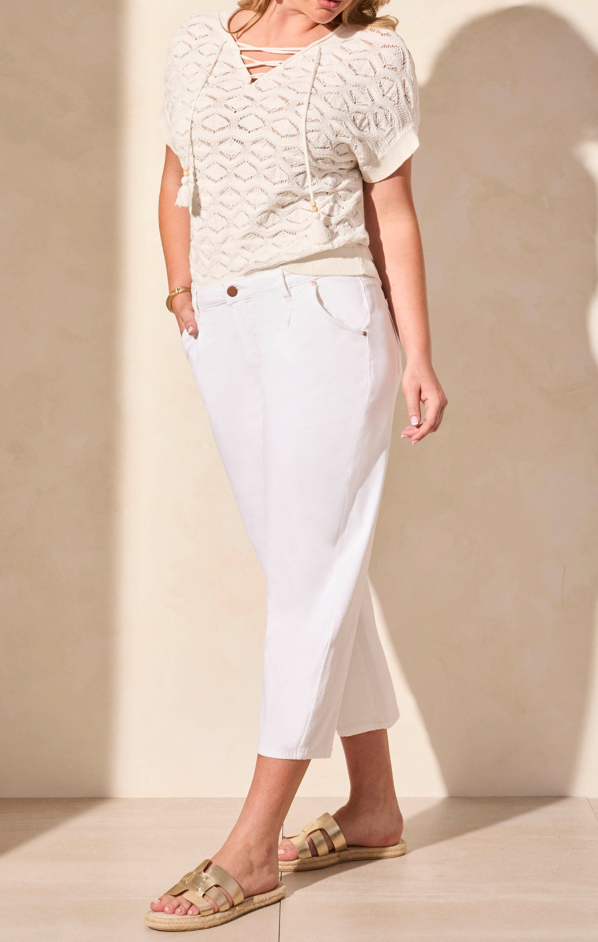 Audrey Mid Rise Girlfriend Barrel Crop Jeans (CocoMilk)